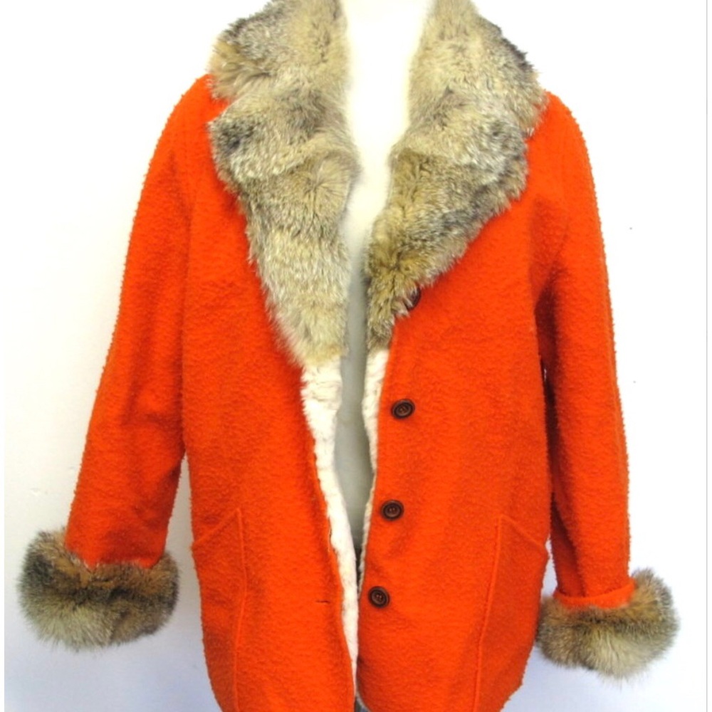 Vintage Jacket w/Coyote Collar, Cuffs & Lining (M)